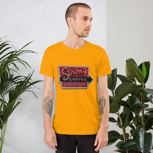 camiseta amarilla retro